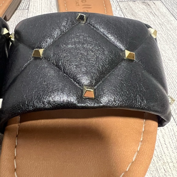 MARIELLA - QUILTED STUD SLIDES black flats size 9 like new - Picture 3 of 6